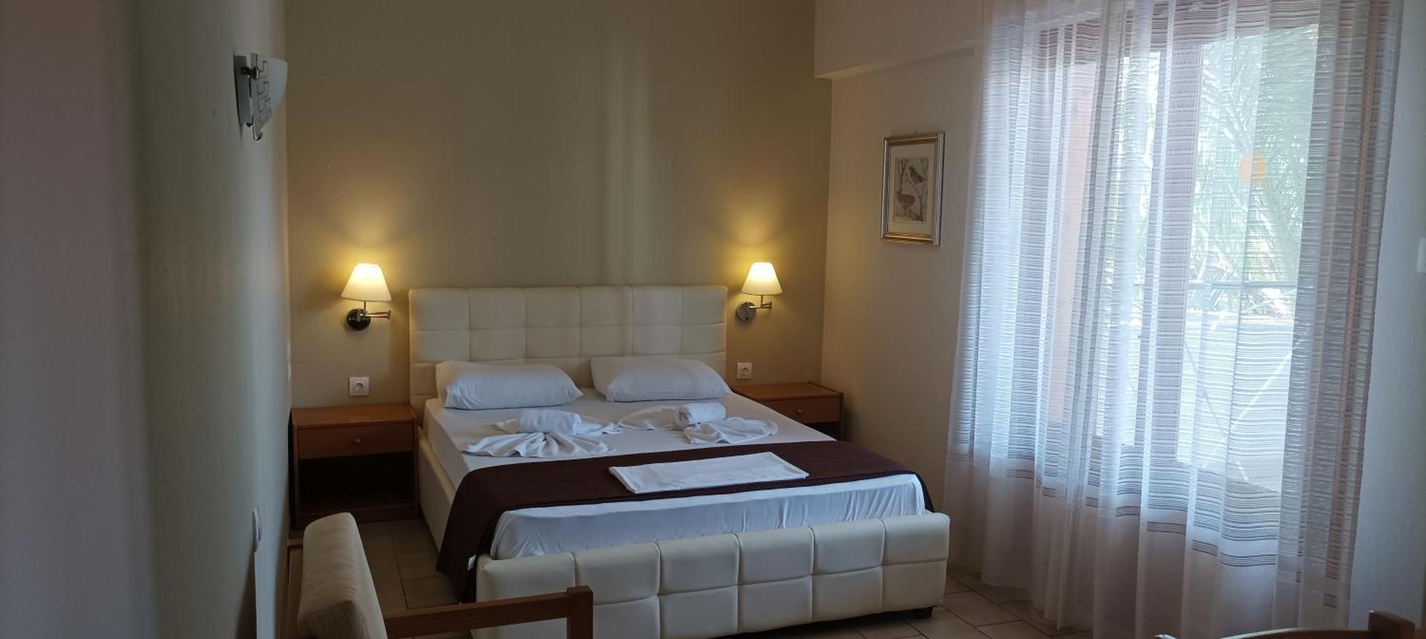 Vanta Hotel Liménasz Kültér fotó